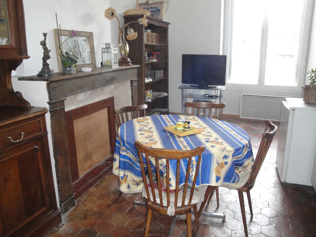 Fère-en-Tardenois Appartement Des Vieilles Halles מראה חיצוני תמונה